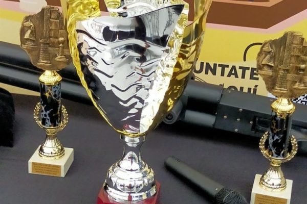 trofeos-principales-768x1024